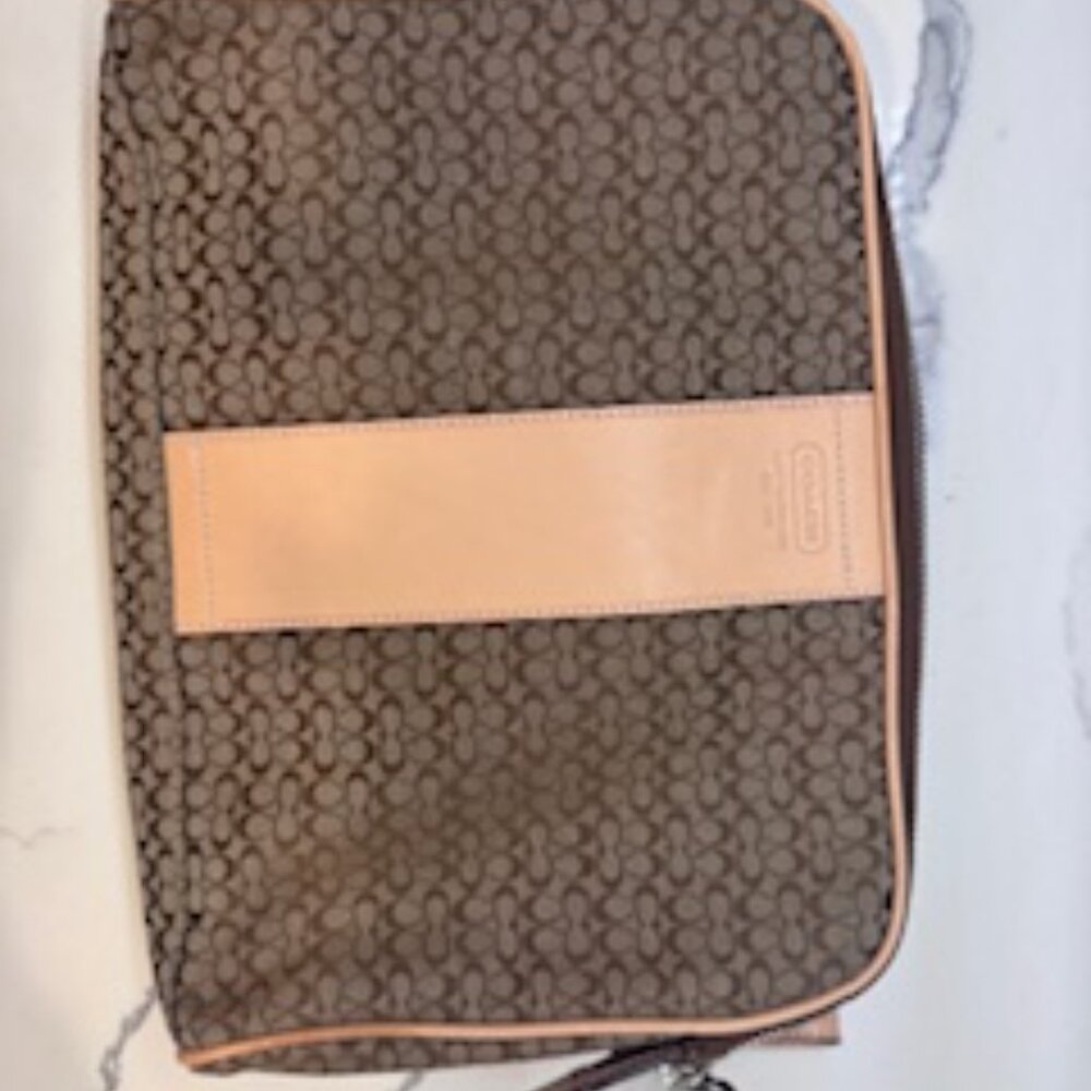 Coach Signature C Canvas Makeup Bag Travel Case - Picture 3 of 3